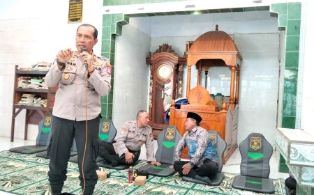 MPLS MTs Burhanul Abror Bersama Polsek Besuki, Wujudkan Sekolah Aman, Nyaman, dan Bebas Bullying.