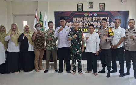 Personil Polsek Besuki Hadiri Sosialisasi Peace Corps - 18 Di MAN 1 Situbondo.
